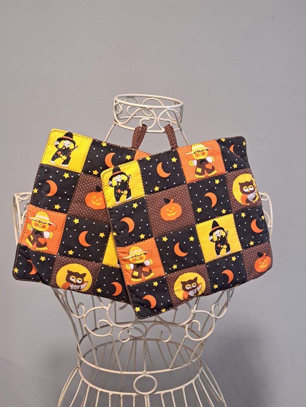 Vintage Halloween Oven Pads Witchy Moon Owl Jack O Lantern Nostalgic 90s